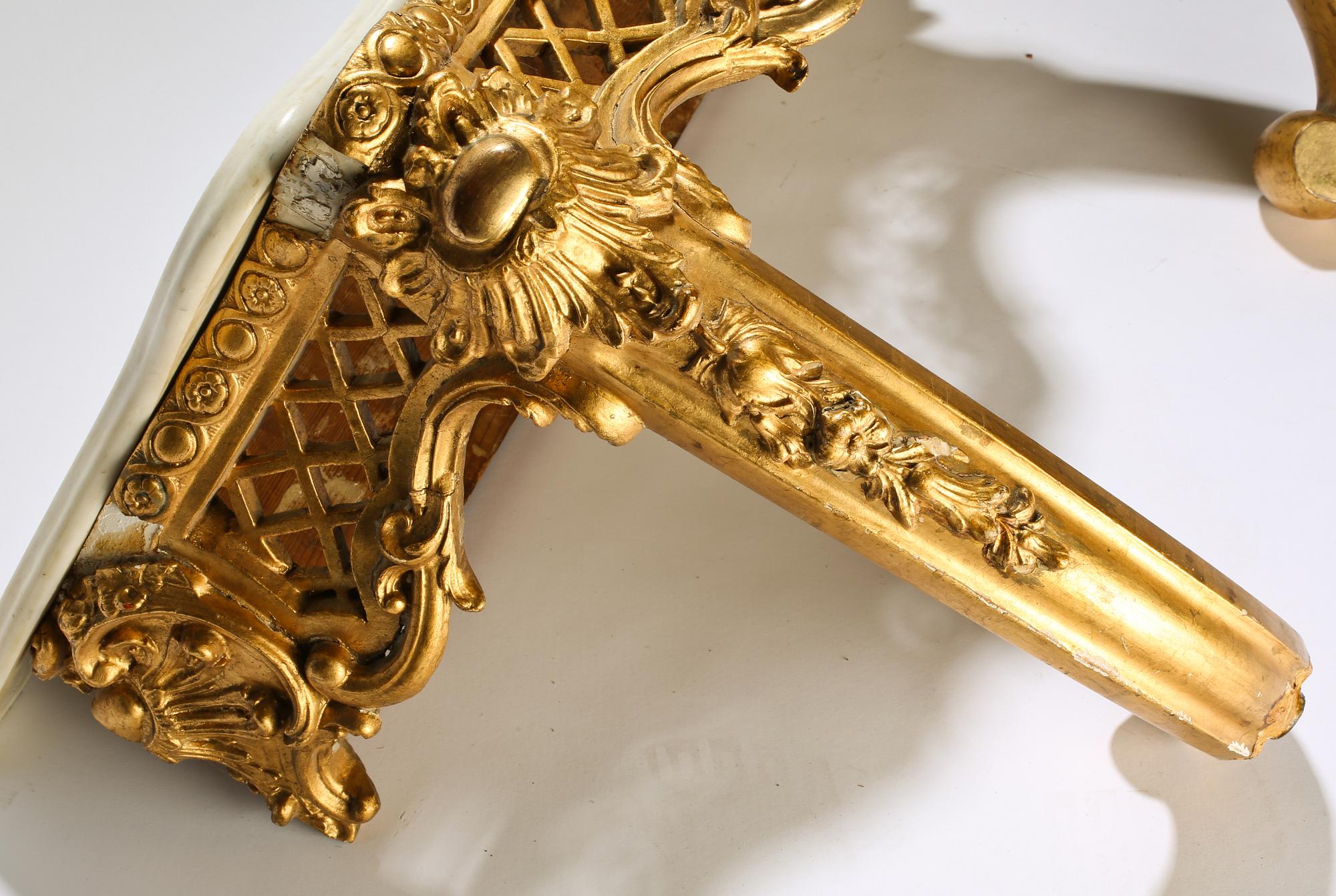 KONSOLBORD, nyrokoko, sent 1800-tal.