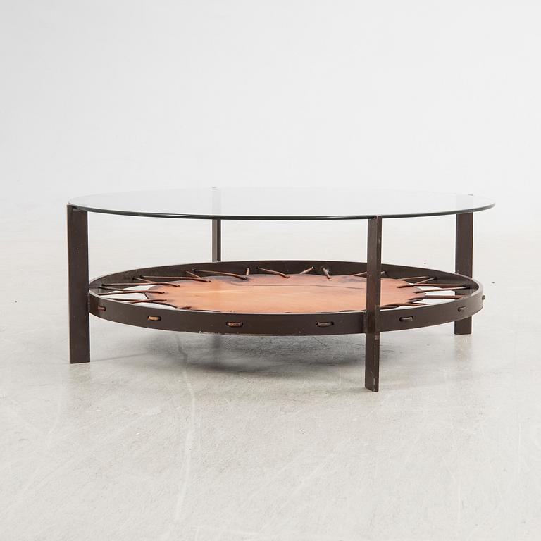 Coffee table, late 20th century/early 21st century.