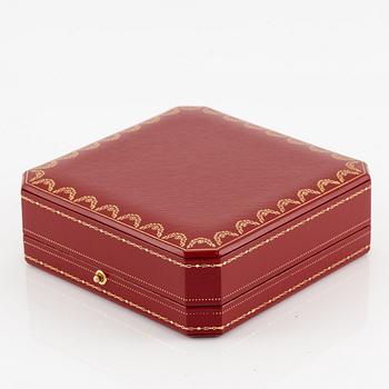 A Cartier necklace 18K multi-coloured gold "Trinity" cross.