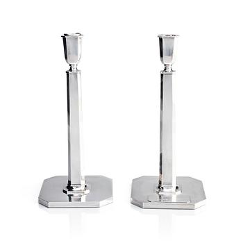 457. Sven Carlman, a pair of silver candlesticks, Carlman Silversmide AB, Stockholm 1957.