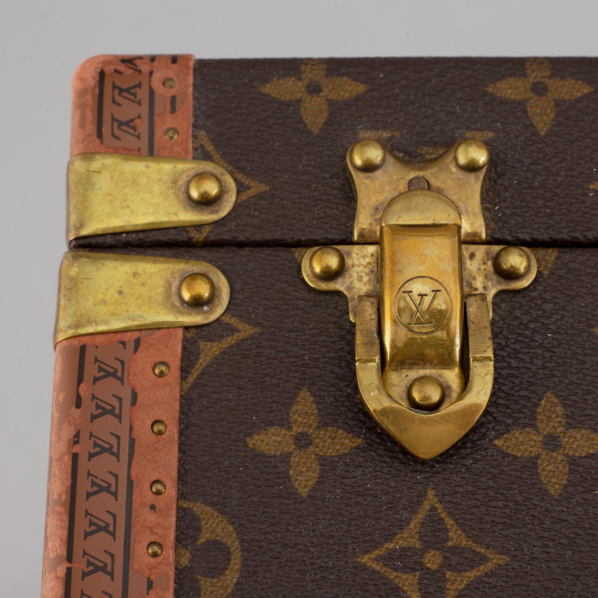 LOUIS VUITTON, 'Président Classeur'.