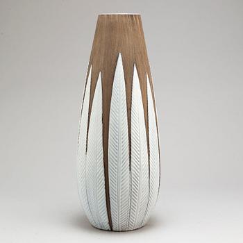 ANNA-LISA THOMSON, vase, eathenware, 'Paprika', Upsala Ekeby, third quarter of the 20th century.