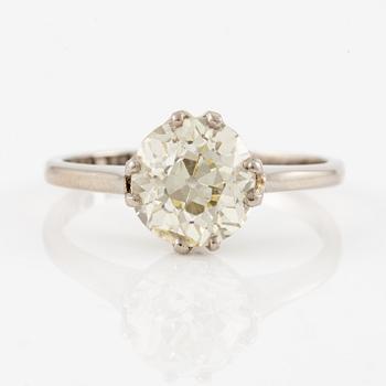 Ring, 18K white gold set with an old-cut diamond, approx. 1.85 ct.