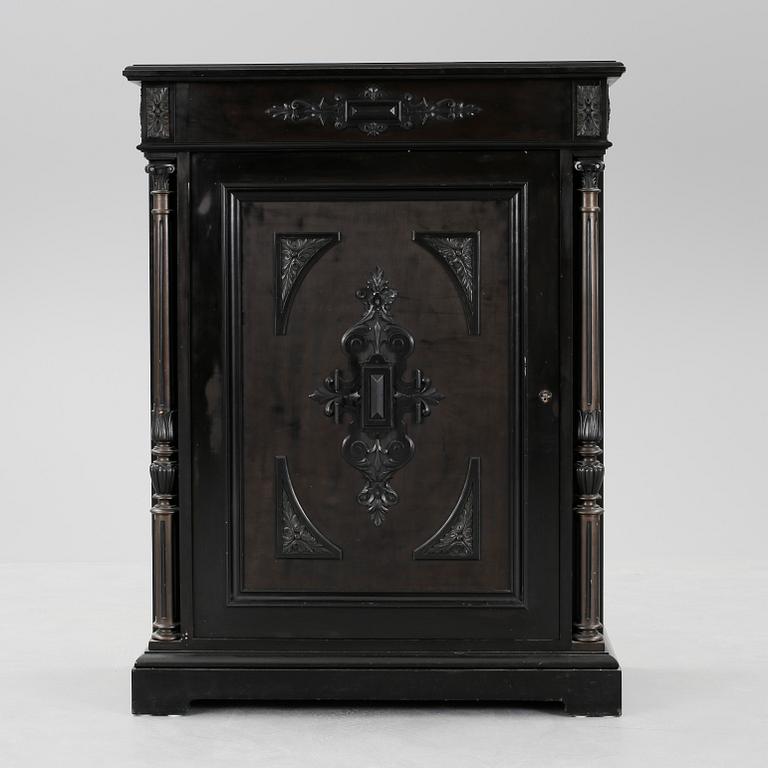 SKÅP, nyrenässans, 1800-talets andra hälft.