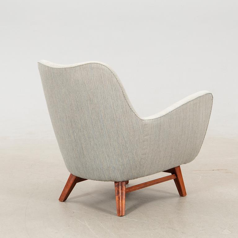 Armchair 1950s.