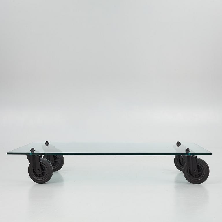 Gae Aulenti, soffbord, "Tavolo con Ruote", Fontana Arte, Italien.