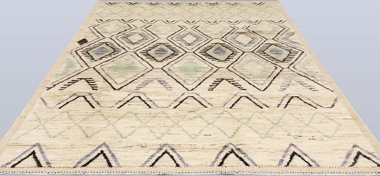 A rug, Moroccan design, approx. 286 x 203 cm.