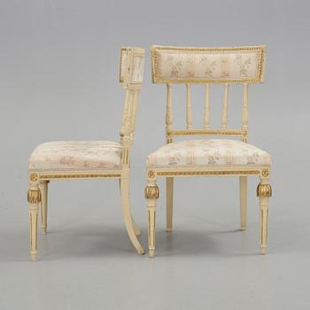 STOLAR, ett par, sengustavianska, omkring år 1800.