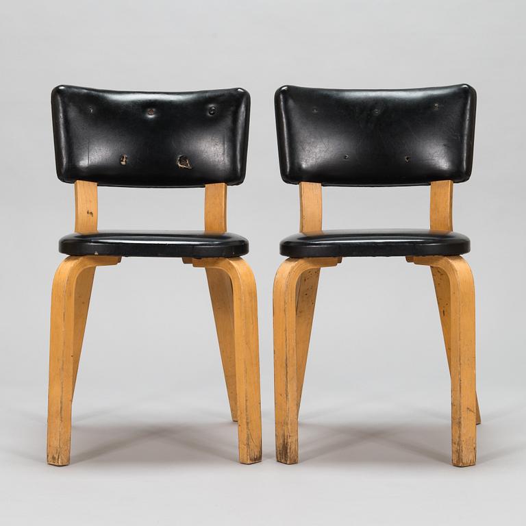 Alvar Aalto, a pair of 1960s 'E 69' chairs for O.Y. Huonekalu- ja Rakennustyötehdas A.B.