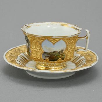 TEKOPP med FAT, porslin, Meissen, 1800-talets andra hälft.