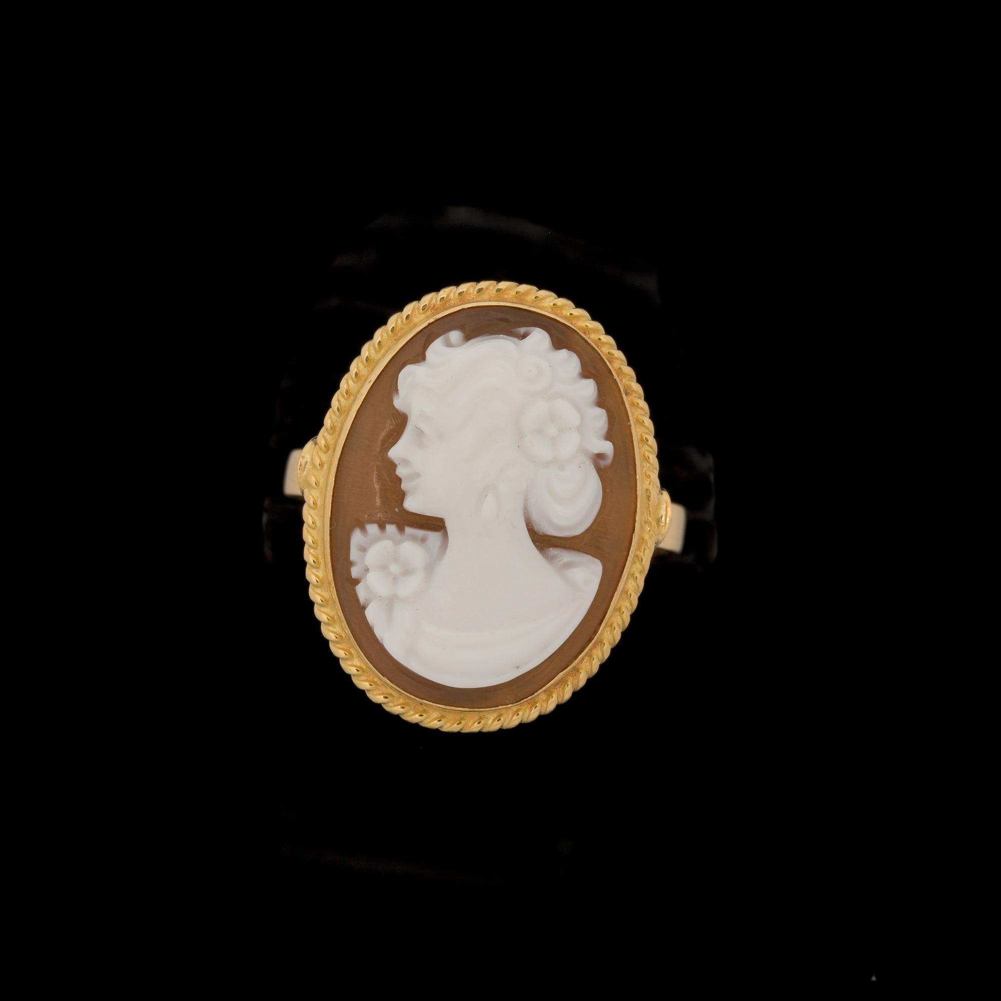 RING, 18k guld. Vikt ca 5g.