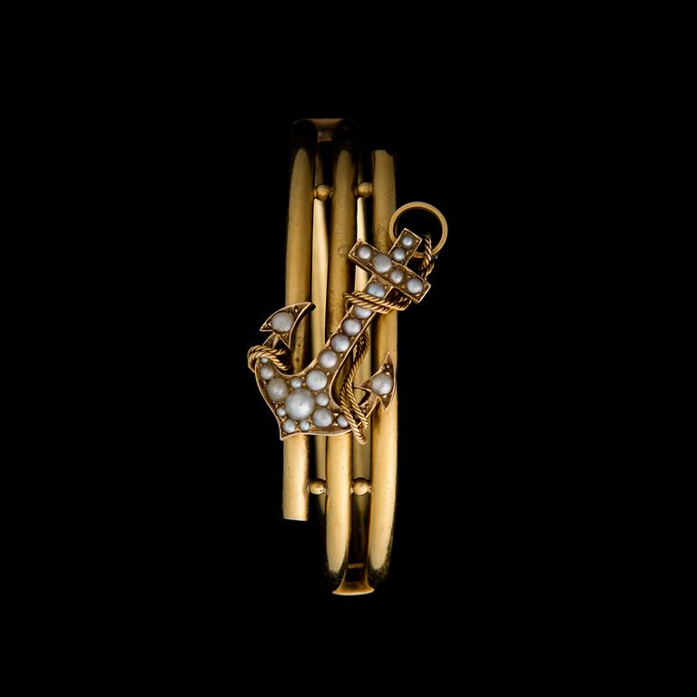 RANNERENGAS, 14K (56) kultaa, helmet. Moskova n. 1850.