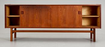 SIDEBOARD, "Arild", Nils Jonsson för Troeds, Bjärnum, 1960-70-tal.