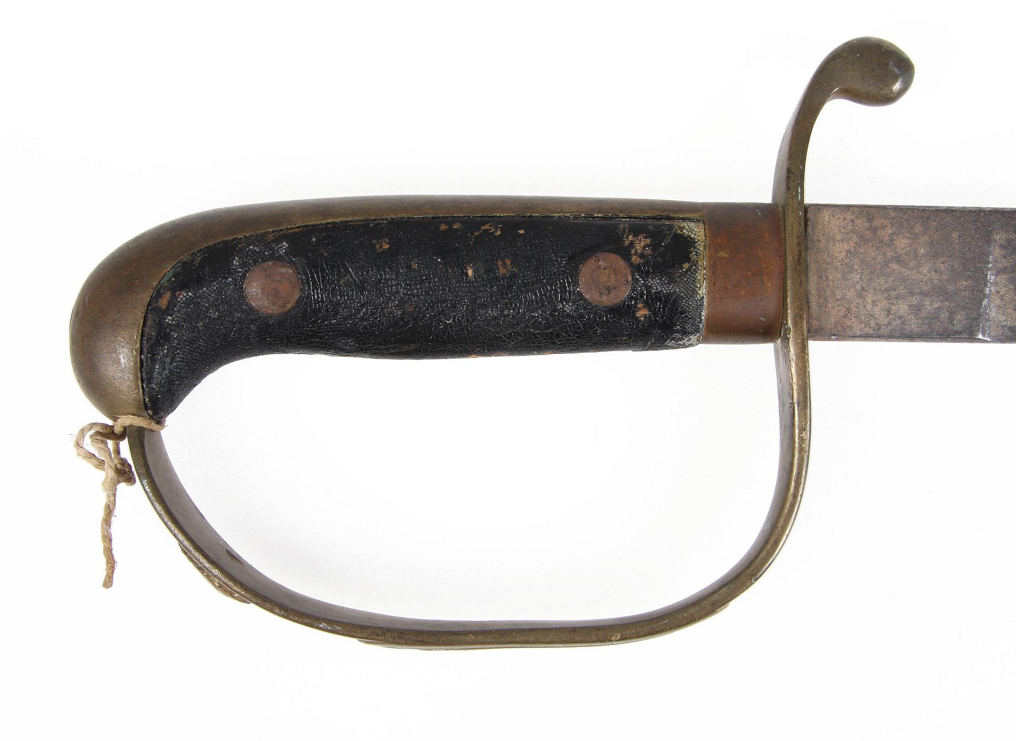 POLISSABLAR, ett par, 1800/1900-tal.