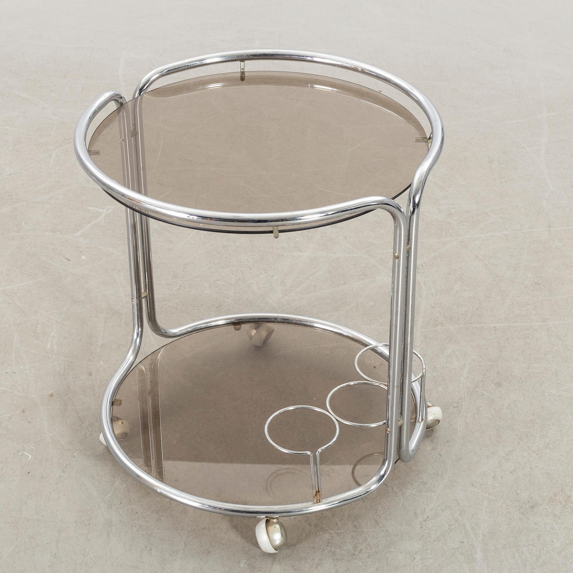 A second halt of the 20th century drink trolley.