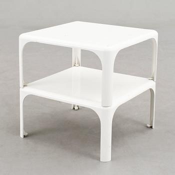 BORD, 2 st, plast, Vico Magistretti, Artemide Italien. Modellen formgiven 1966.