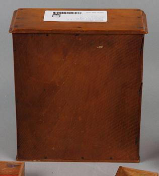 MINIATYRCHIFFONJÉ, empirestil, sent 1800-tal.