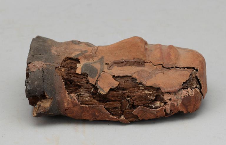 MASK, skuret trä, Egypten, sannolikt sentid 664-331 f Kr.