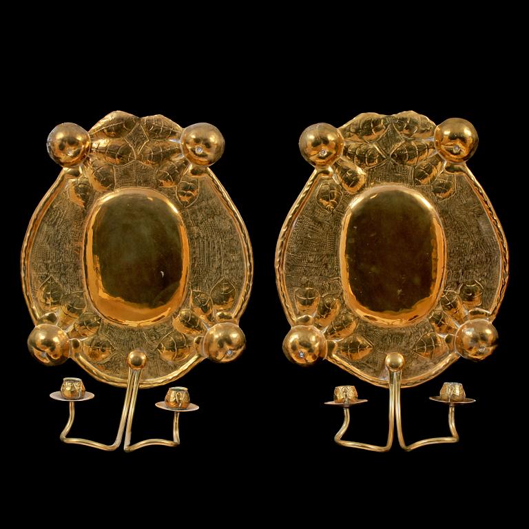 LJUSPLÅTAR, ett par, mässing, jugend, 1900-talets första hälft.