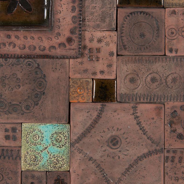 Rut Bryk, relief, signed a tergo.