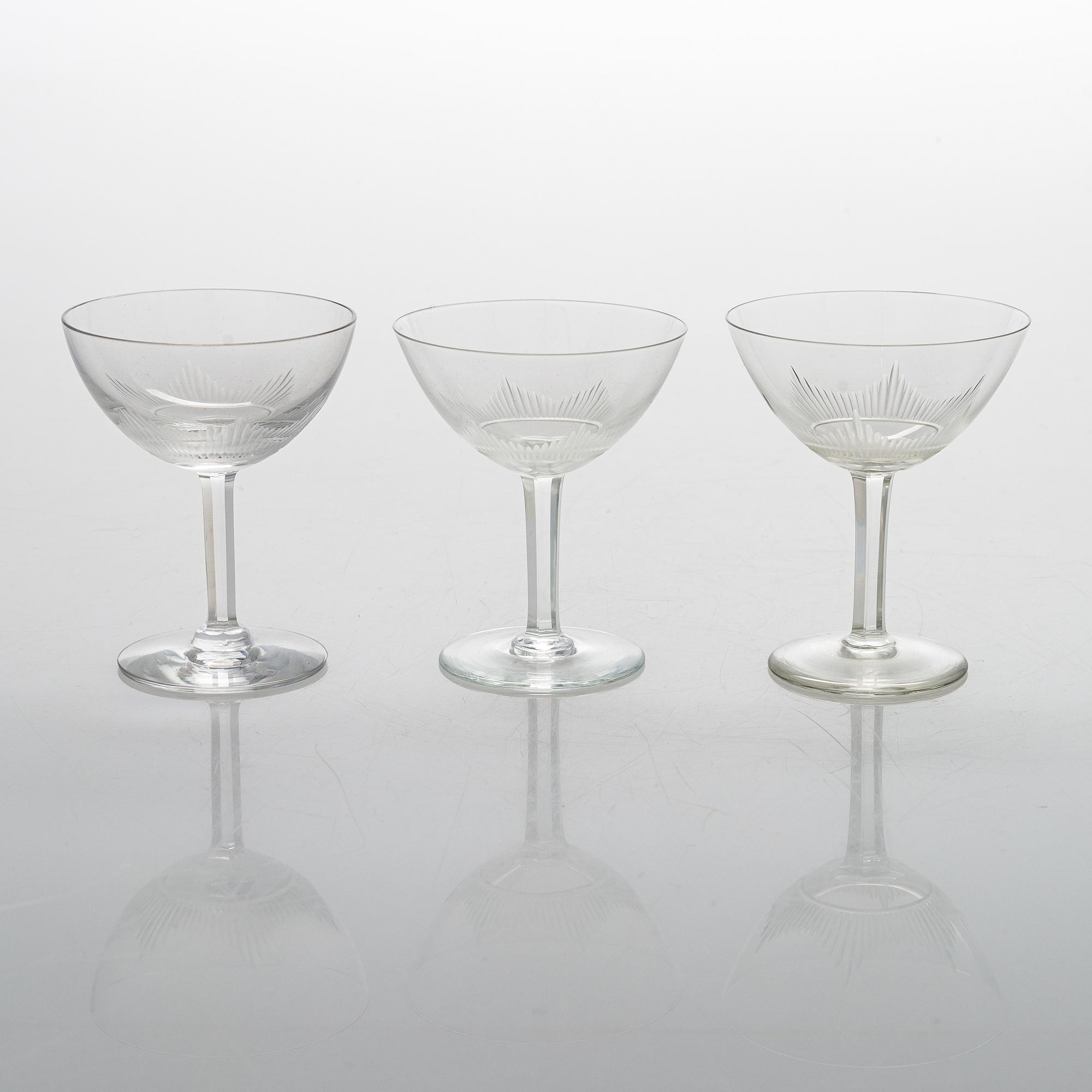 A 1940's  30-piece glassware, 'Marjatta' for Iittala.