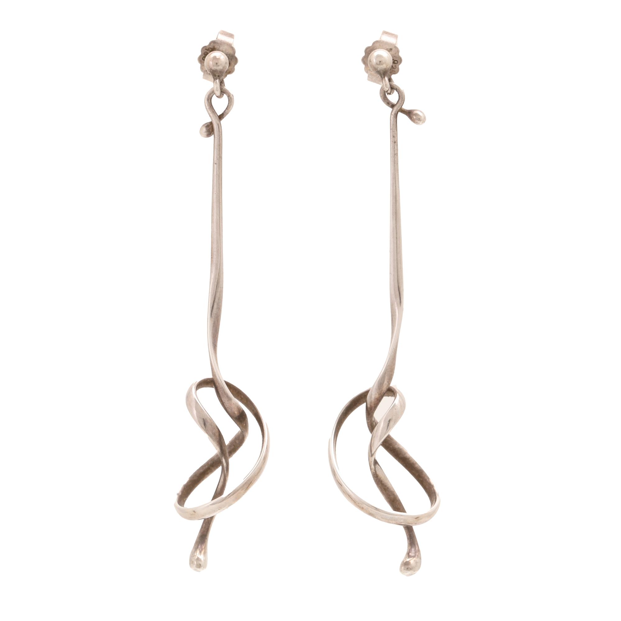 Vivianna Torun Bülow-Hübe, örhängen ett par "Forget me knot" 925 silver för Georg Jensen.