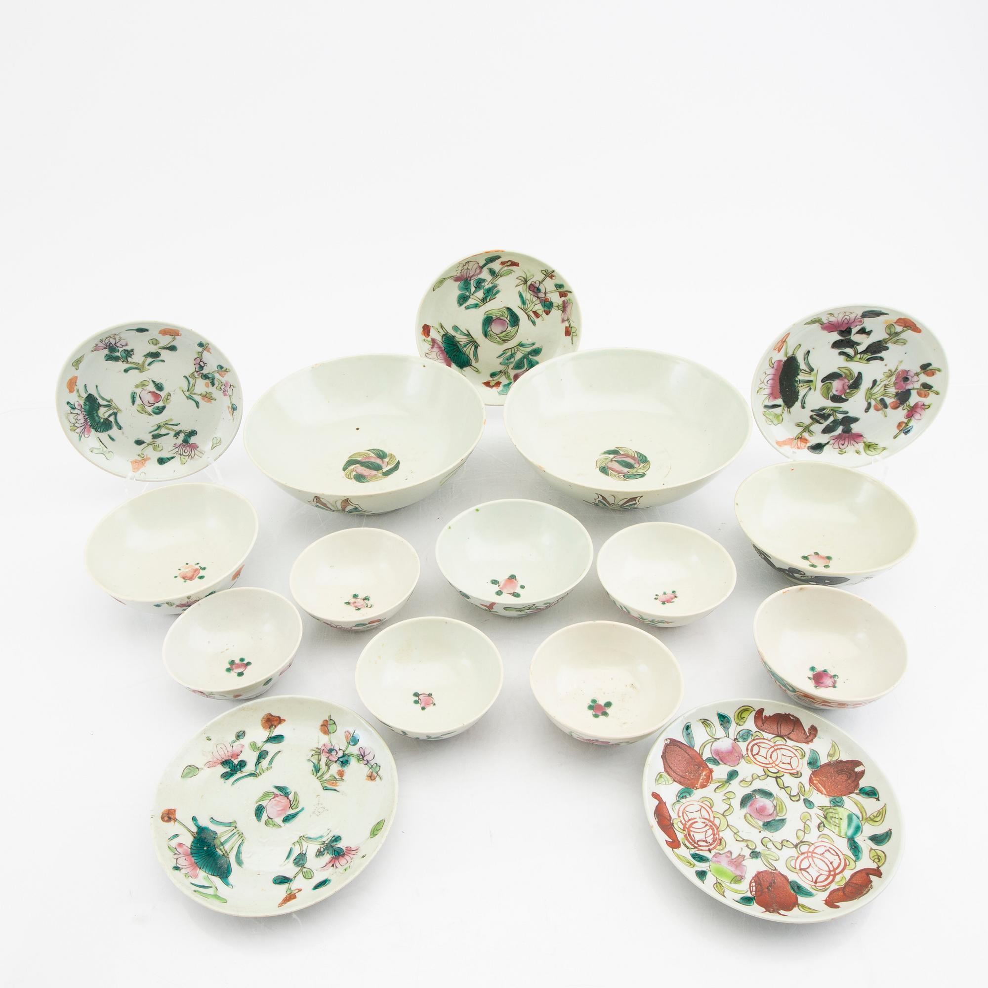 Skålar 11 st samt fat 5 st KIna sent 1800-tal porslin.