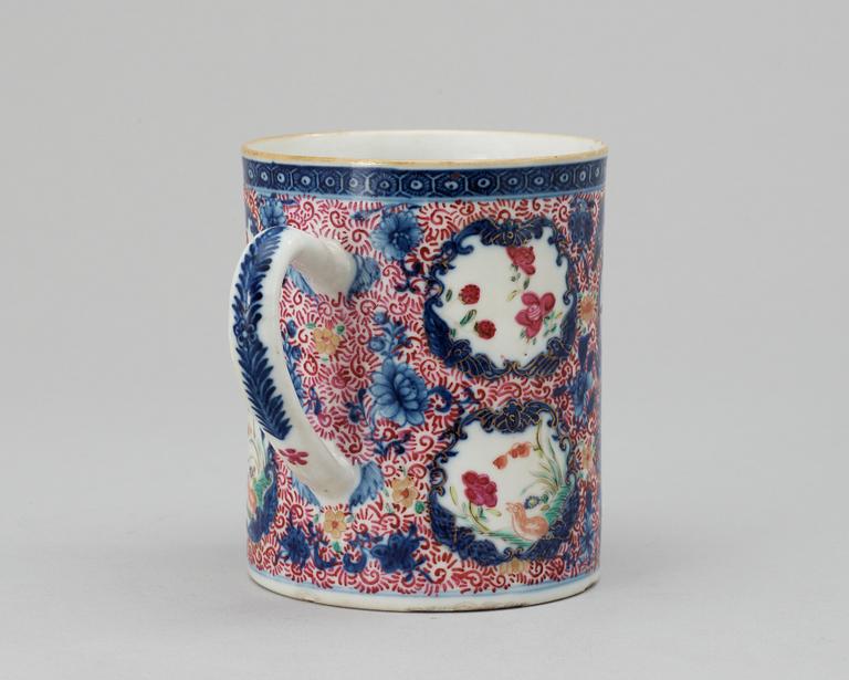 MUGG, porslin. Qing dynastin. Qianlong (1736-95).