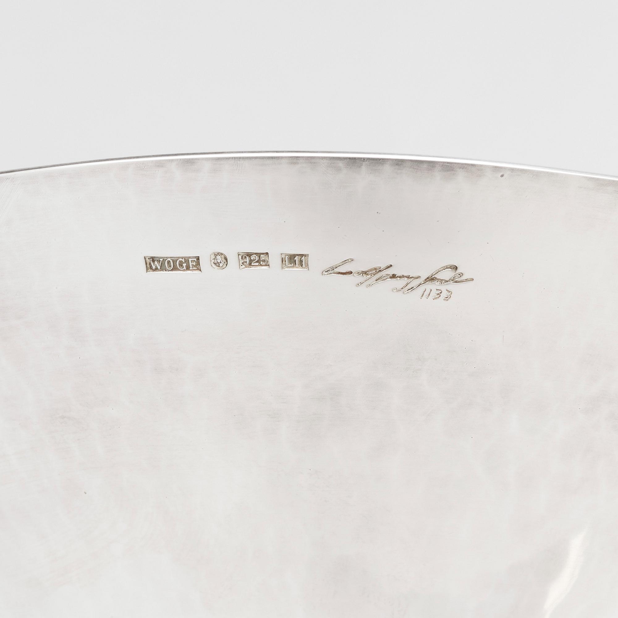 Wolfgang Gessl, a sterling silver and qvartz bowl, Ateljé Wolfgang Gessl, Stockholm 2009.