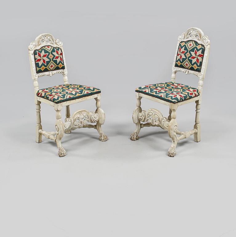 STOLAR, ett par, provinsarbeten, barock 1700-tal.