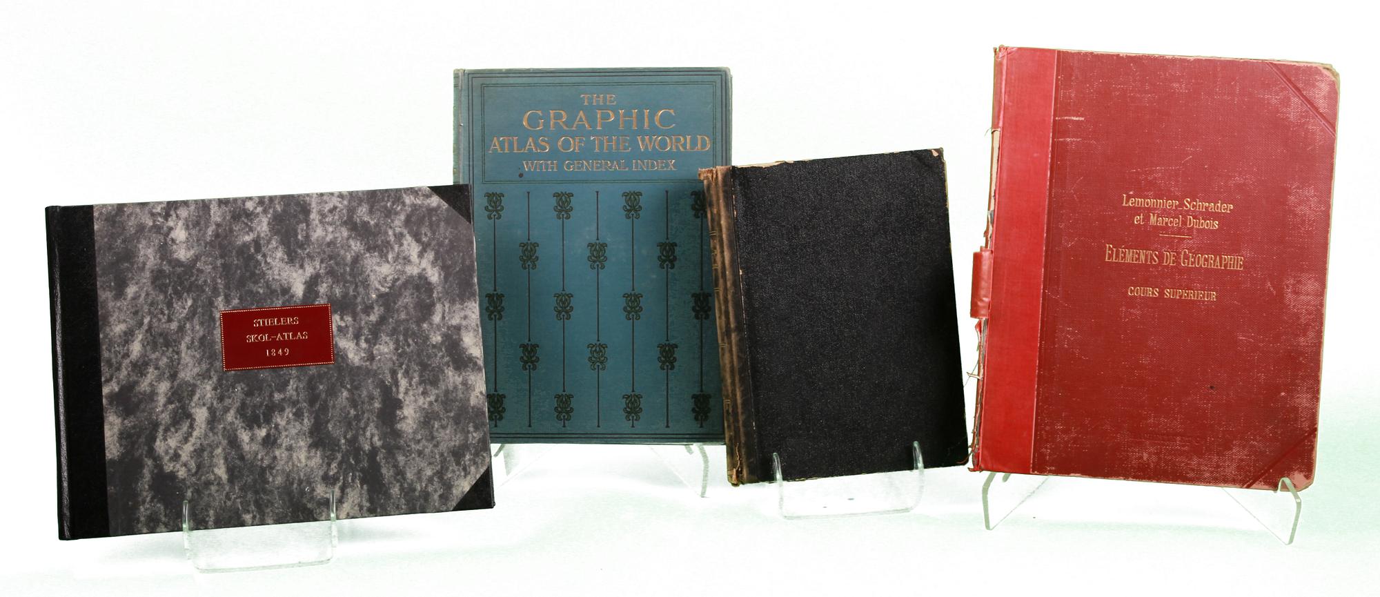 KARTBÖCKER, 4 st, bla "Stielers Skol-atlas" 1849.