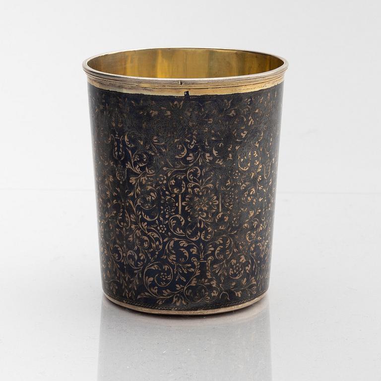 A Russian silver beaker, unidentified maker's mark, assay master Nicholai Bubrovin, Moscow 1829.