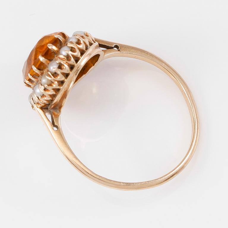 RING, 14K guld, citrin samt orientpärlor, Finland, Oskar Lindroos Helsingfors.