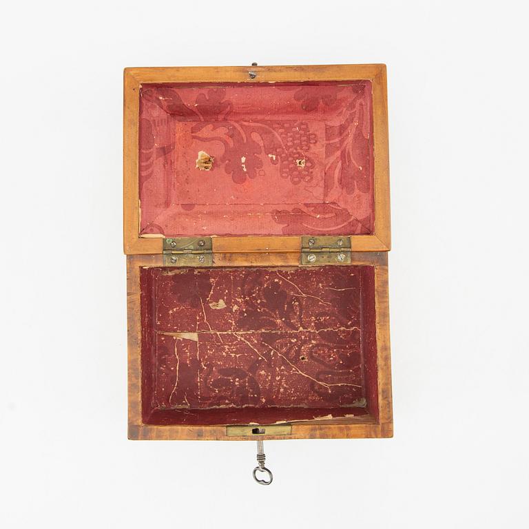Box by Erik Malmberg (master in Köping 1789-1807) Late Gustavian.