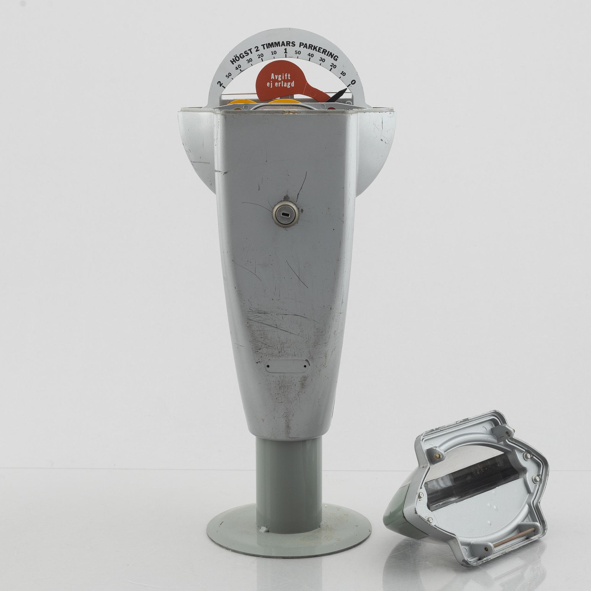 Parking meters, a pair, "Duncan Meter", Duncan Industries U.S.A, second half of the 20th century.