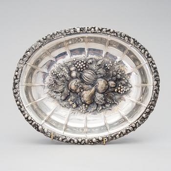 SKÅL, silver, finska kontrollstämplar Holger Albert Salonius, Helsingfors 1954. Vikt 860 g.