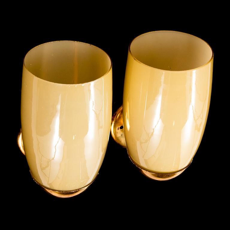 PAAVO TYNELL, a pair of mid 20th century wall lights for Idman. Finland.