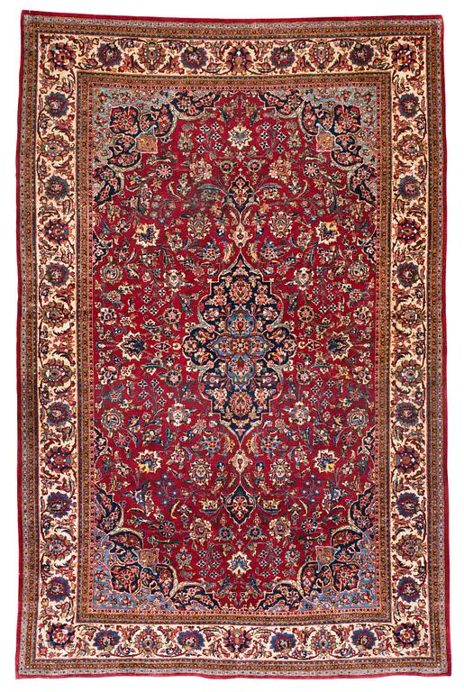 SEMI-ANTIQUE SILK KASHAN. 208,5 x 136 cm.