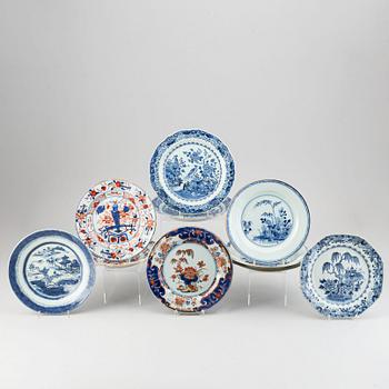 A group of 10 odd Chinese Export dinner plates, Qing dynasty, Qianlong (1736-95).