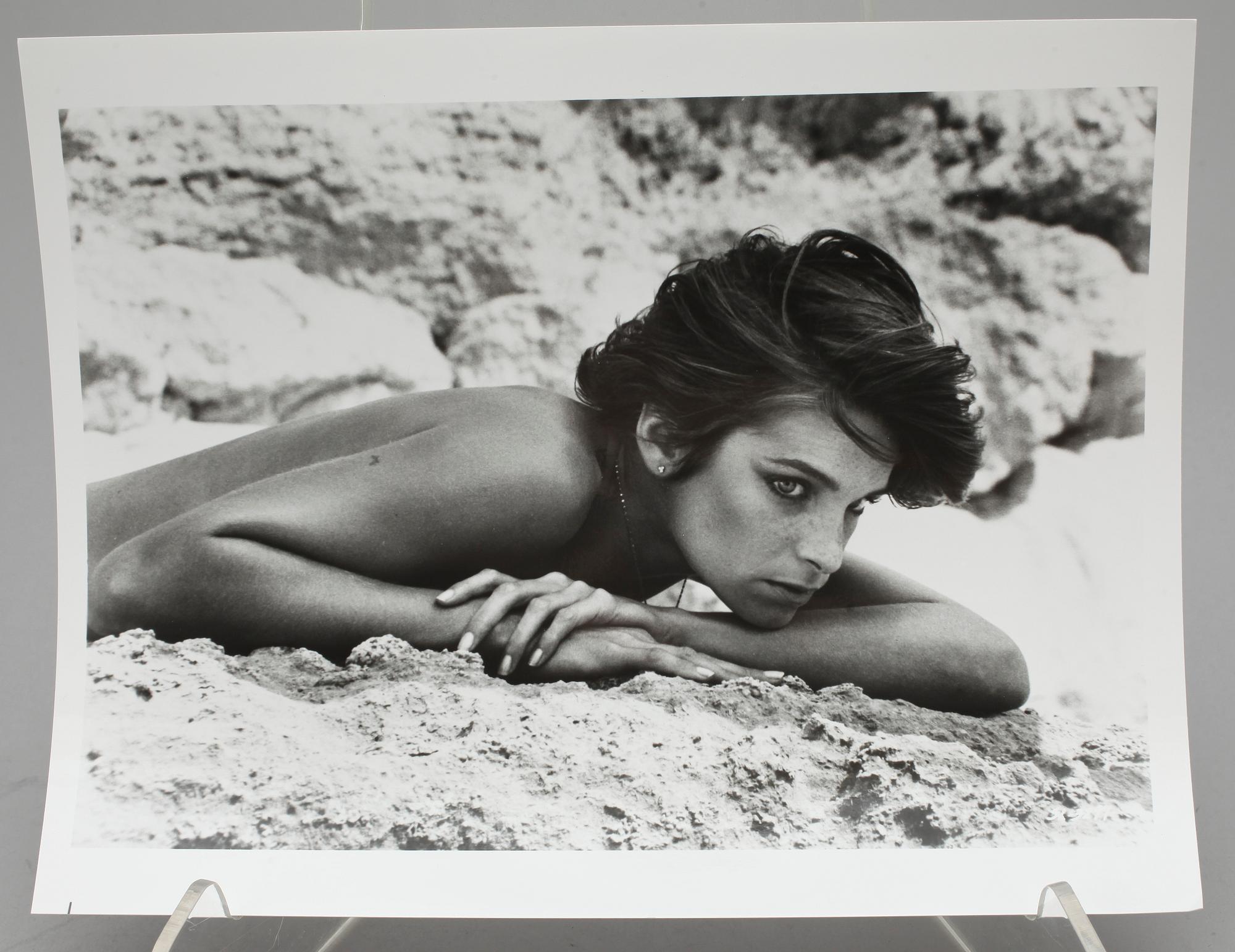 FILMMEMORABILIA, promotionfotografier, ca 60 st, från åtta olika filmer, bl a "She-devil", 1989.