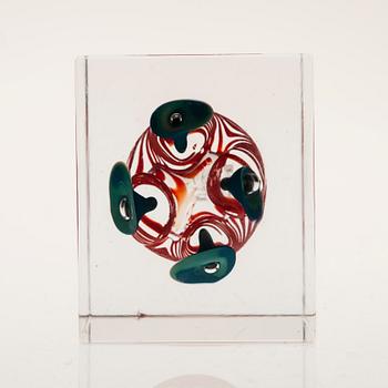 ÅRSKUB, glas, signerad Oiva Toikka, Nuutajärvi, numrerad 254/500.