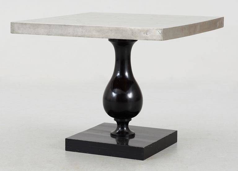 UNO ÅHRÉN/TYRA LUNDGREN, bord, Firma Svenskt Tenn 1928.