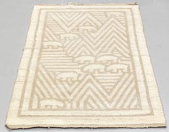 matto, knotted pile in relief, ca 187,5-189,5 x 96,5-100 cm, signed and dated S.K.L.H. 1945 at the back.