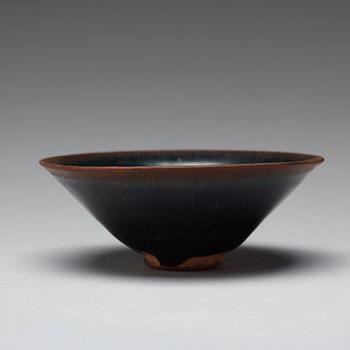 SKÅL, keramik. Songdynastin (960-1279).
