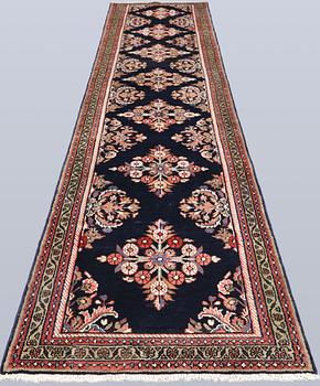 Gallerimatta, Hamadan, ca 513 x 95 cm.