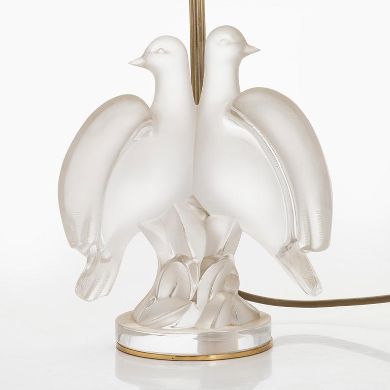 Lalique, an 'Ariane' table lamp, France, 20th century.