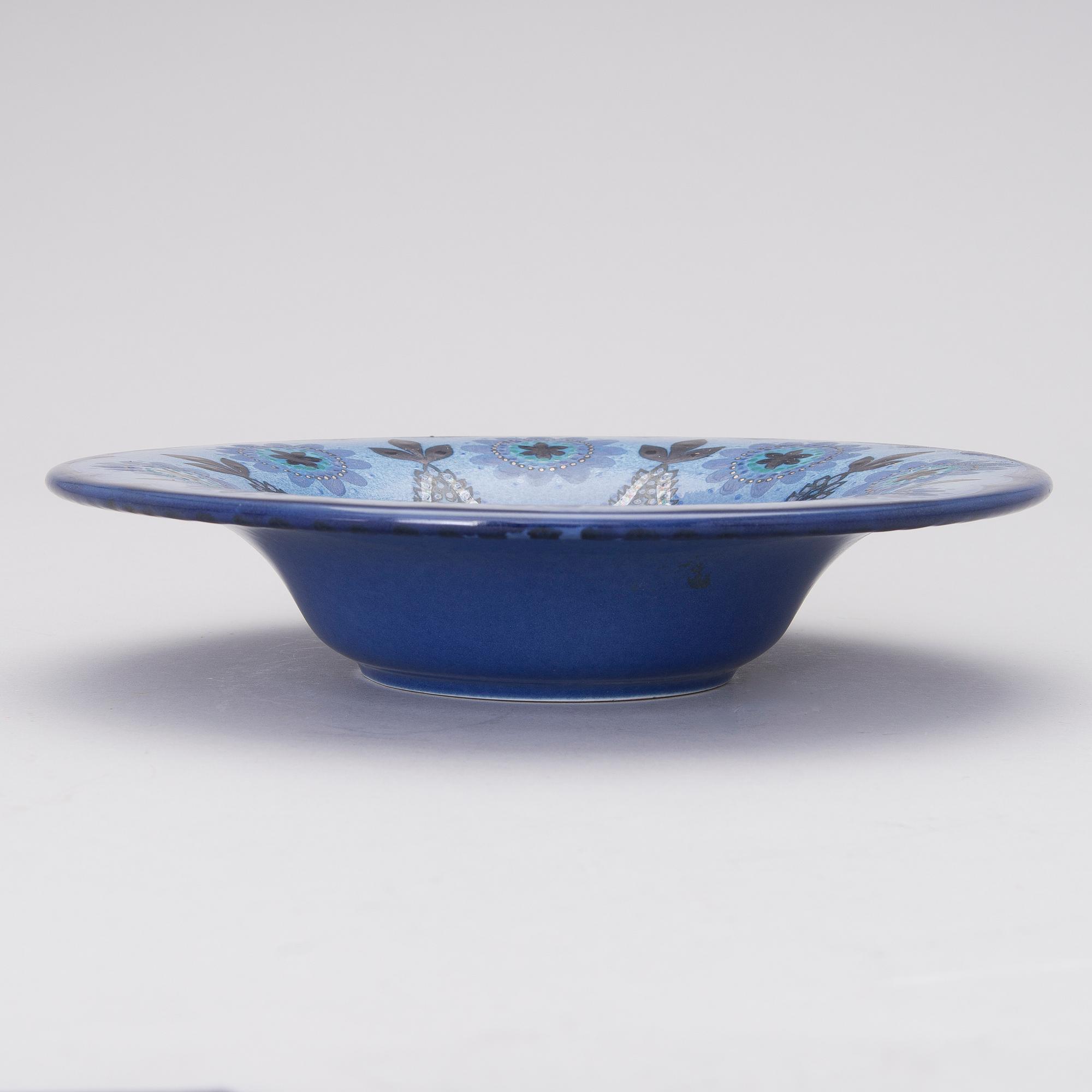 A Ceramic Bowl, signed HLA/LP, Arabia.