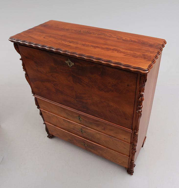 CHIFFONJÉ, 1800-talets andra hälft.