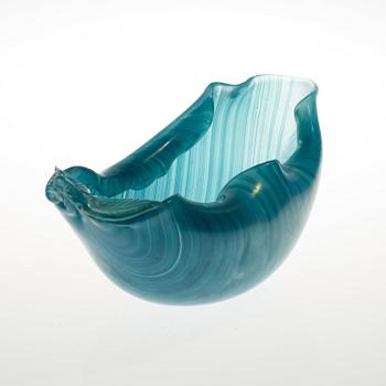A Tyra Lundgren glass bowl, Venini, Murano, Italy 1930's-40's.