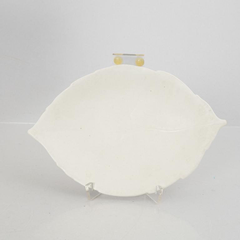 Wilhelm Kåge, fat, 2 st "Carrara", Gustavsberg.